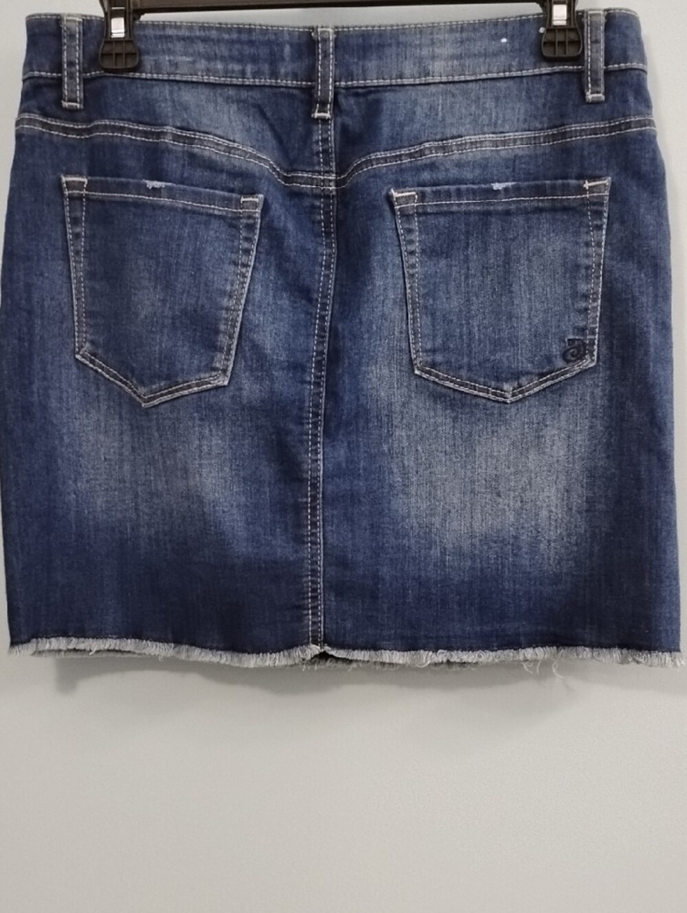 NWOT Indigo Rein Blue Button-Front Denim Mini Skirt Size 5 - Picture 4 of 4